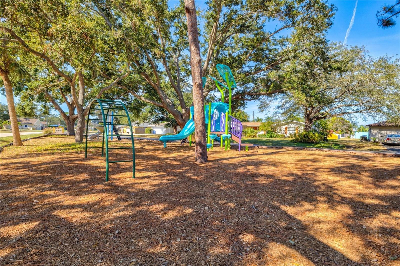 EAST GATE - Residential