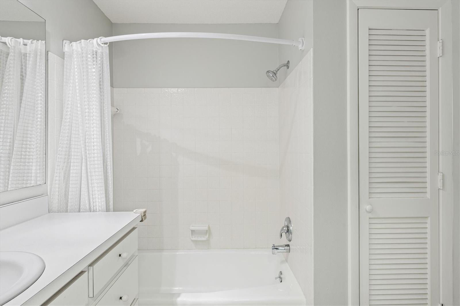 EAST GATE - Residential