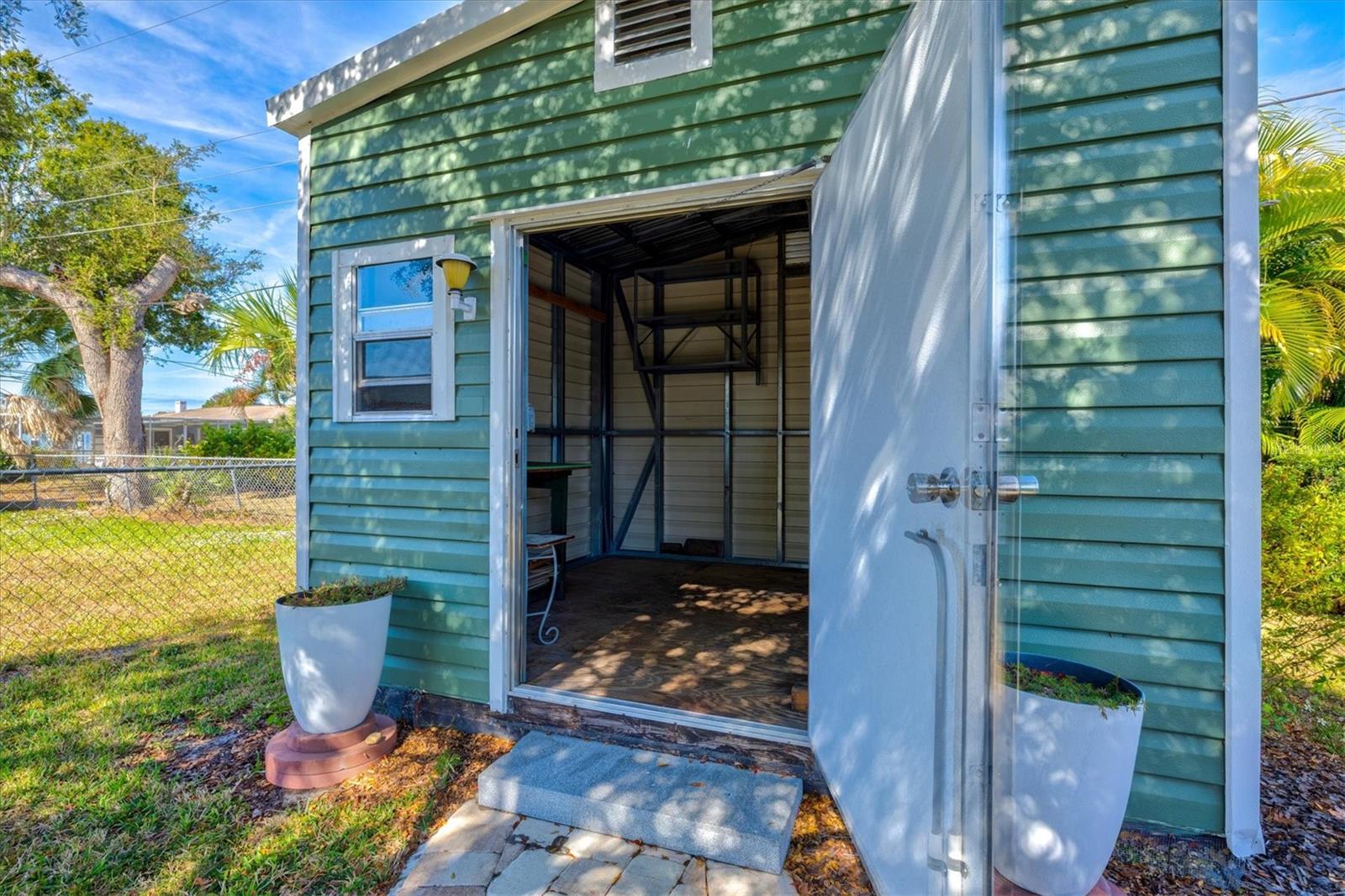 EAST GATE - Residential