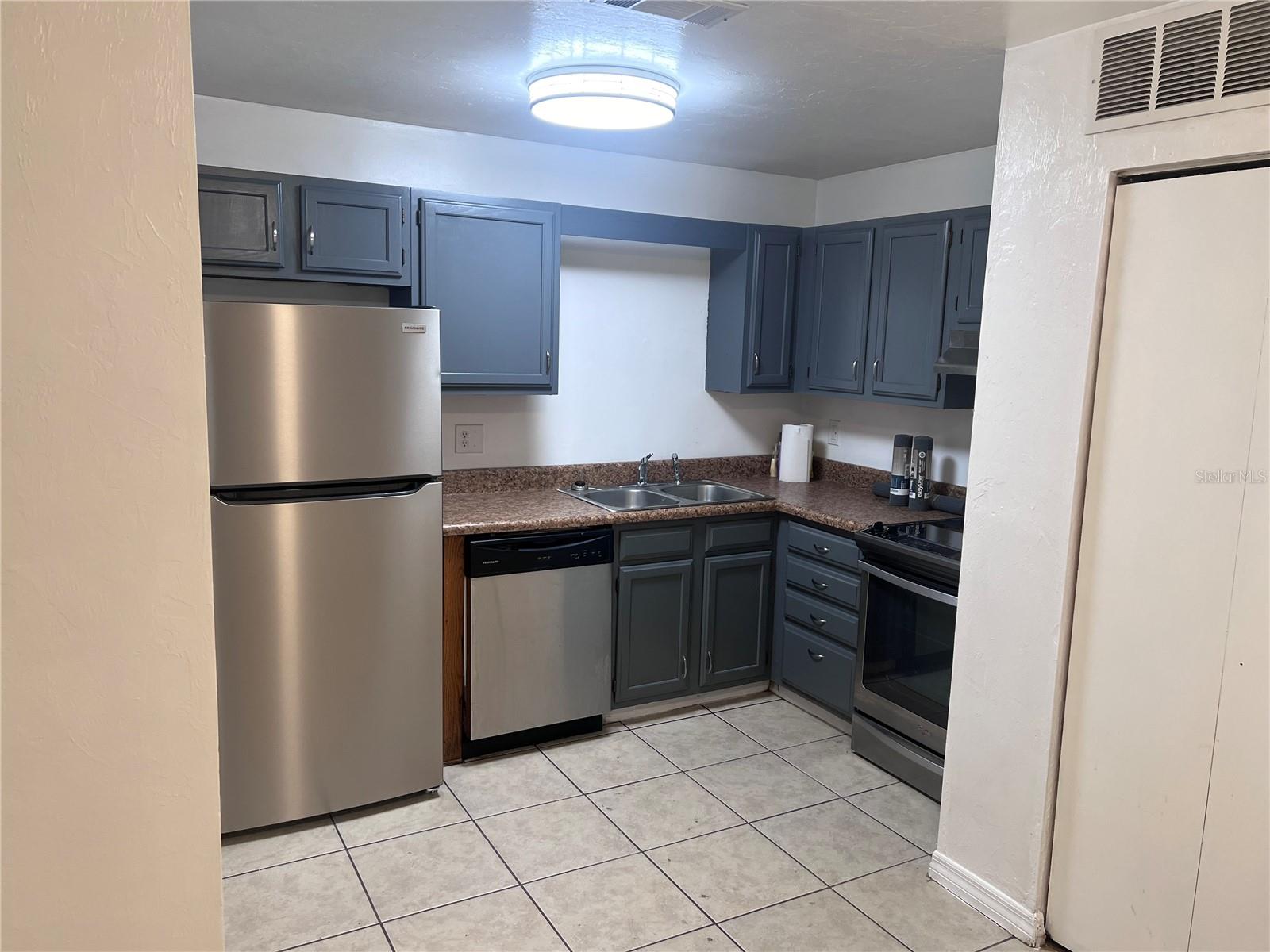 PINE RIDGE (450) - Residential Income