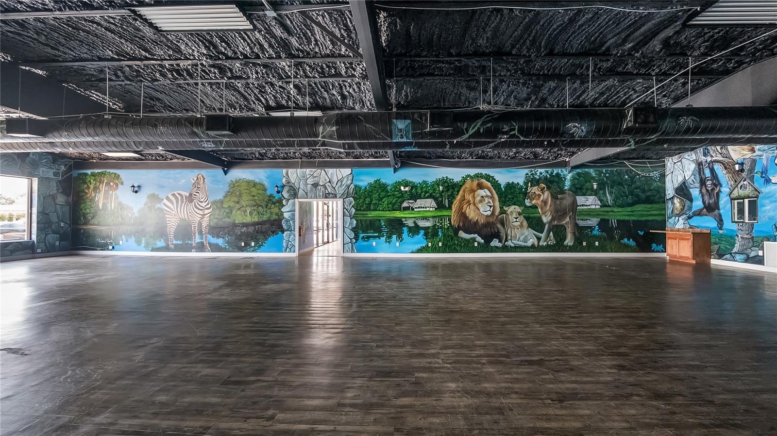 TAVARES LAKEWOOD PARK - Commercial Lease