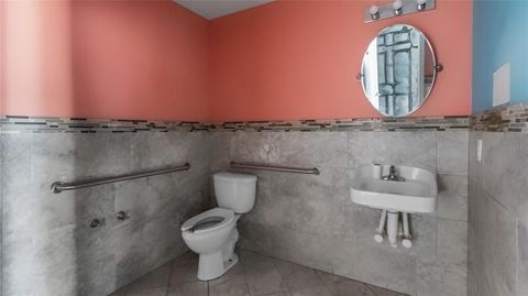 Tiny photo for 324 W Burleigh Boulevard, Tavares, FL 32778 (MLS # G5096410)