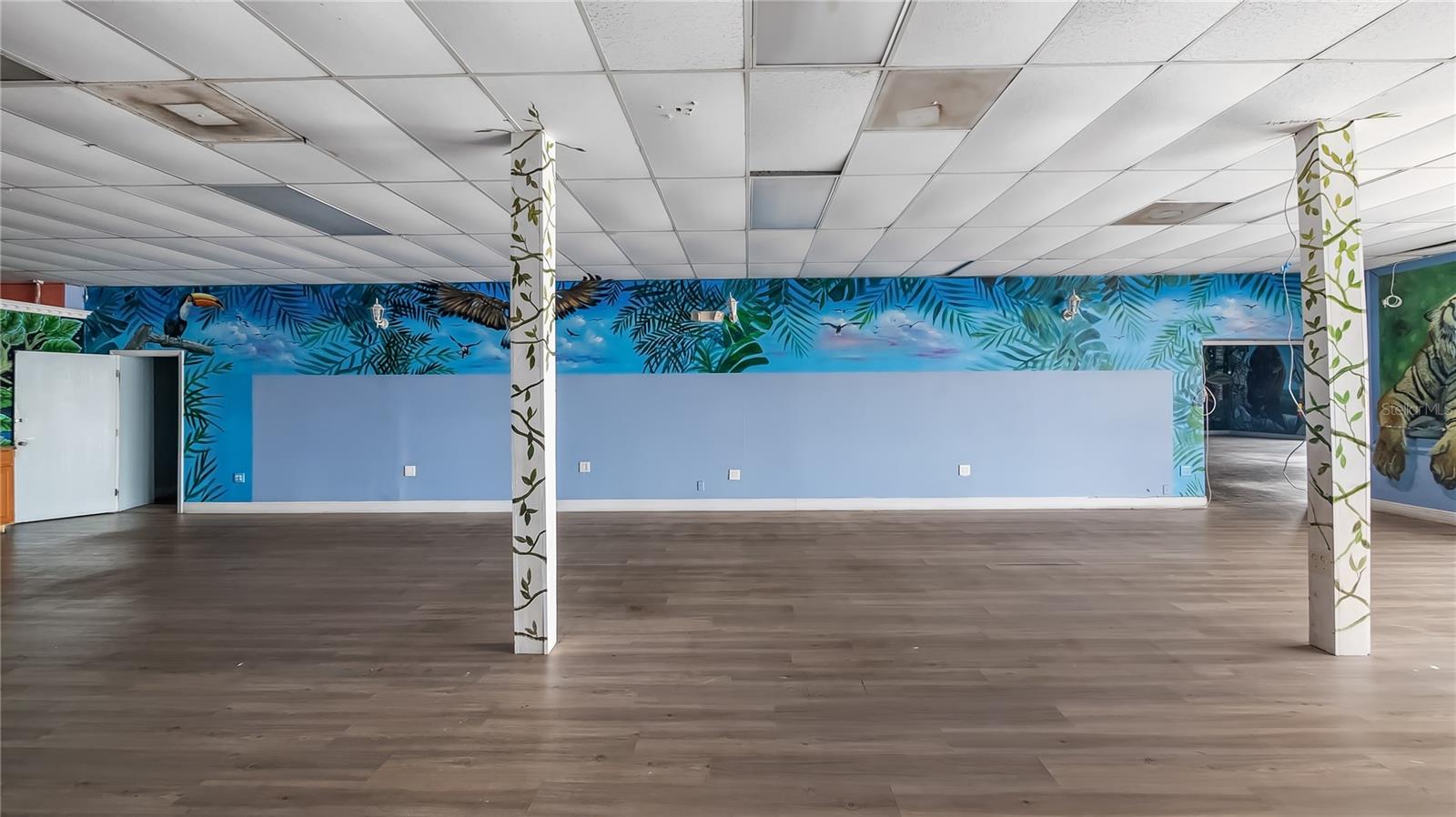 TAVARES LAKEWOOD PARK - Commercial Lease