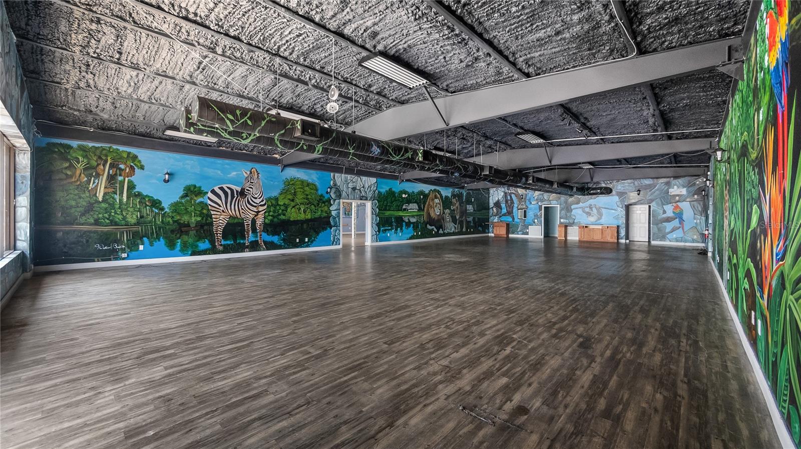 TAVARES LAKEWOOD PARK - Commercial Lease