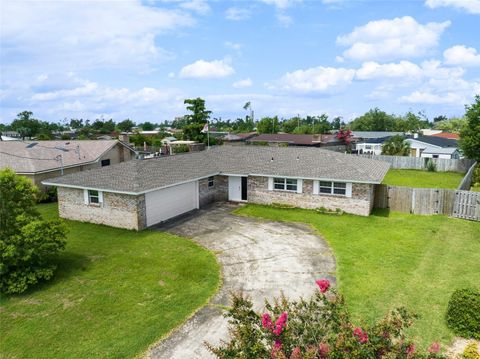 Photo of 2807 Gordon Street N, Panama City, FL 32405 (MLS # O6369231)