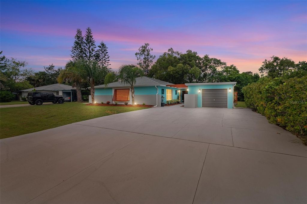 Photo of 11 Clark Lane, Palm Coast, FL 32137 (MLS # FC312785)