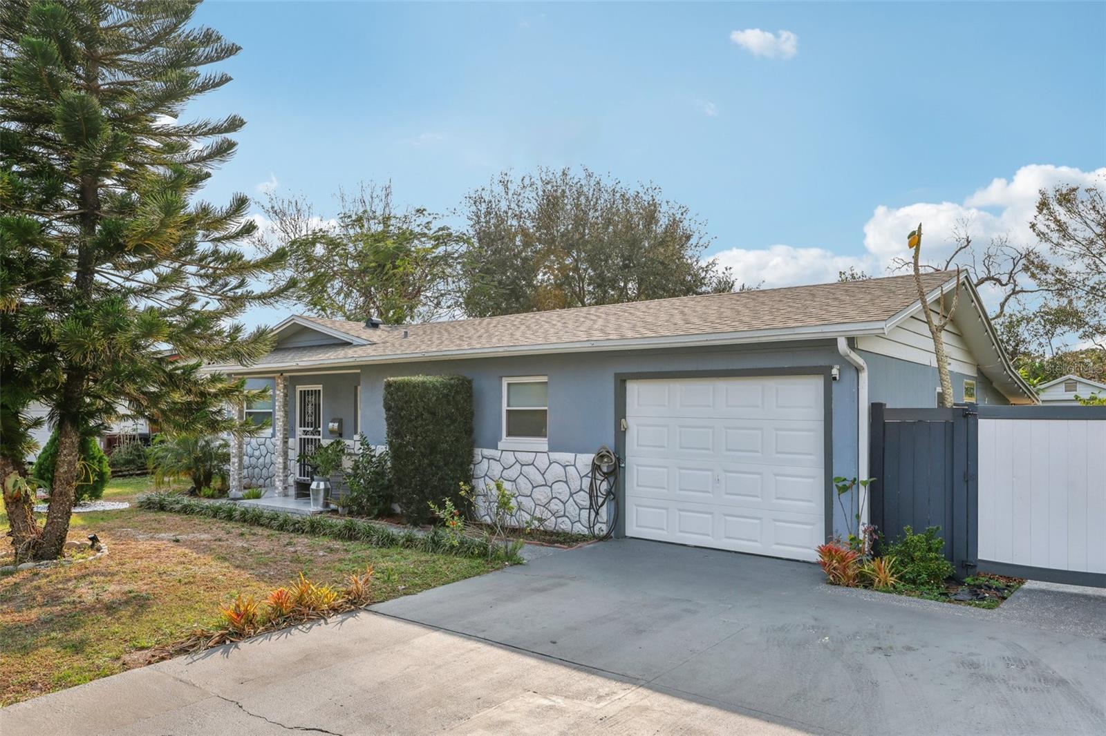 1004 SUNWOOD LANE