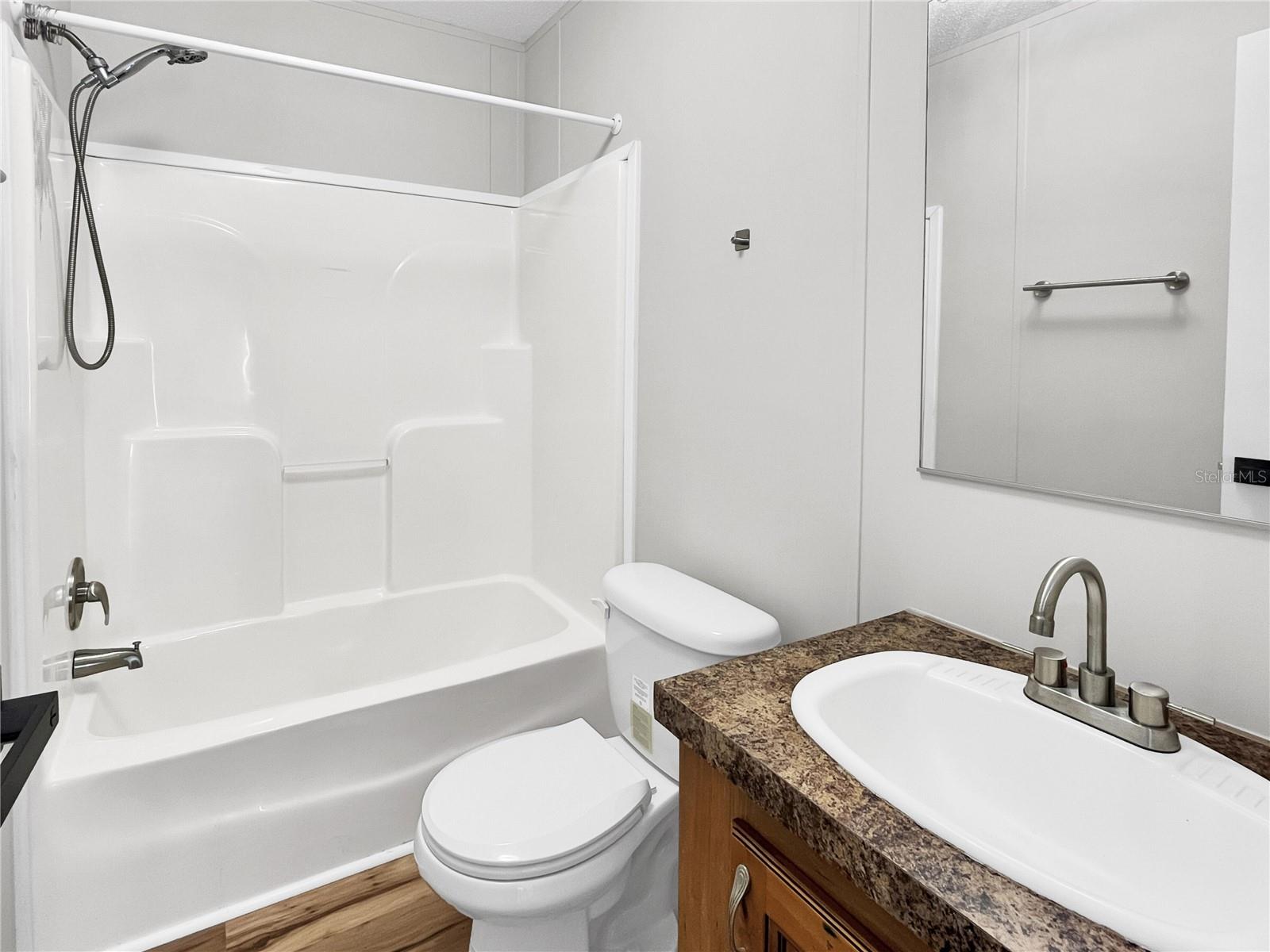 HIDDEN LAKE SUB - Residential