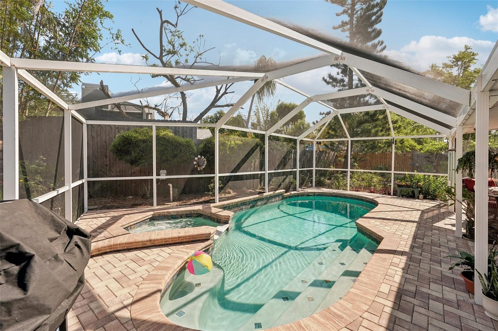 RIDGEWOOD ESTATES 20TH ADD - Residential