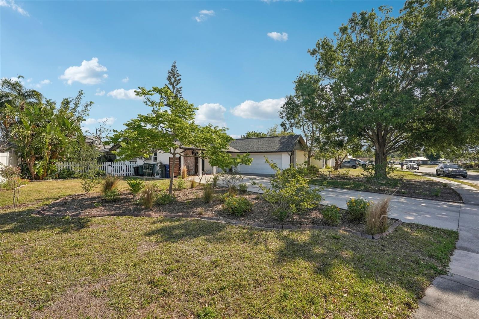 5728 WHISTLEWOOD CIRCLE