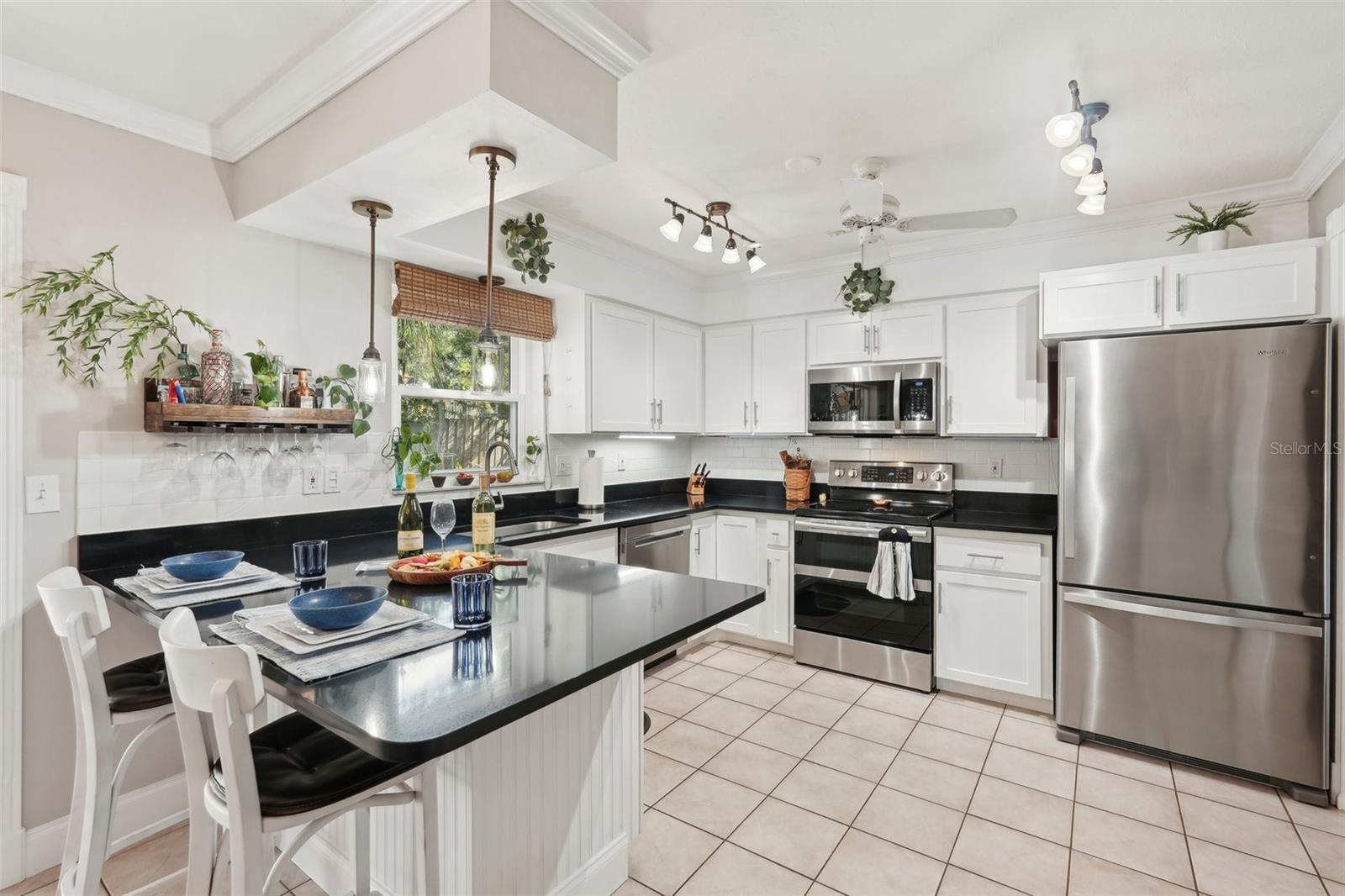 RIDGEWOOD ESTATES 20TH ADD - Residential