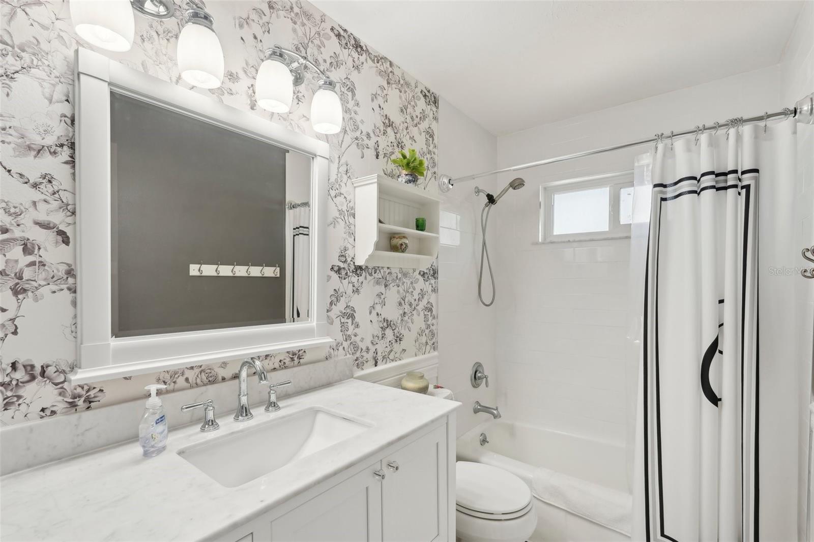 RIDGEWOOD ESTATES 20TH ADD - Residential