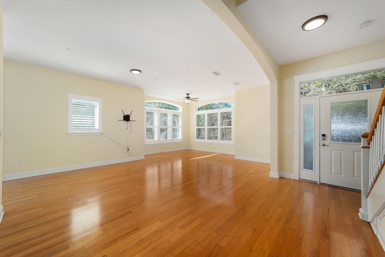 REGENTS PARK CONDO PH II - Residential