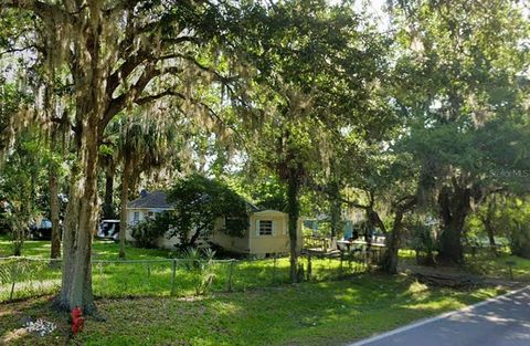 424 W DR M L KING JR BOULEVARD BROOKSVILLE FL 34601