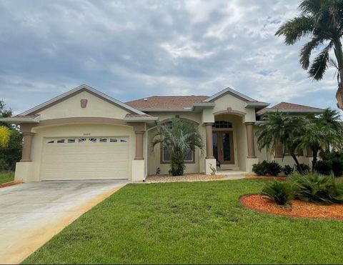 A home in PORT CHARLOTTE