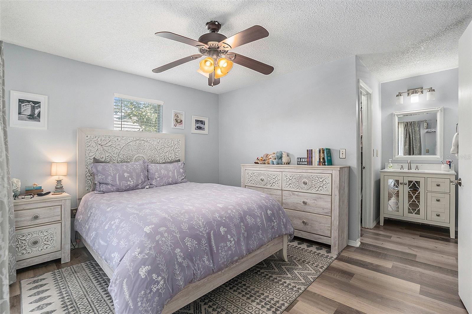 THE LANDINGS OF TAMPA A CONDOM - Residential