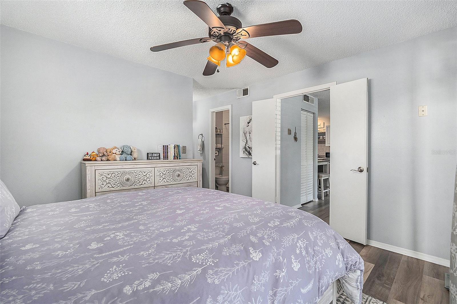 THE LANDINGS OF TAMPA A CONDOM - Residential