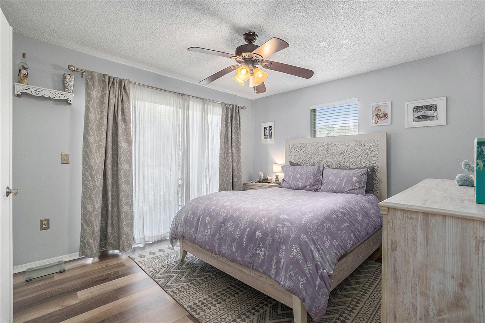 THE LANDINGS OF TAMPA A CONDOM - Residential