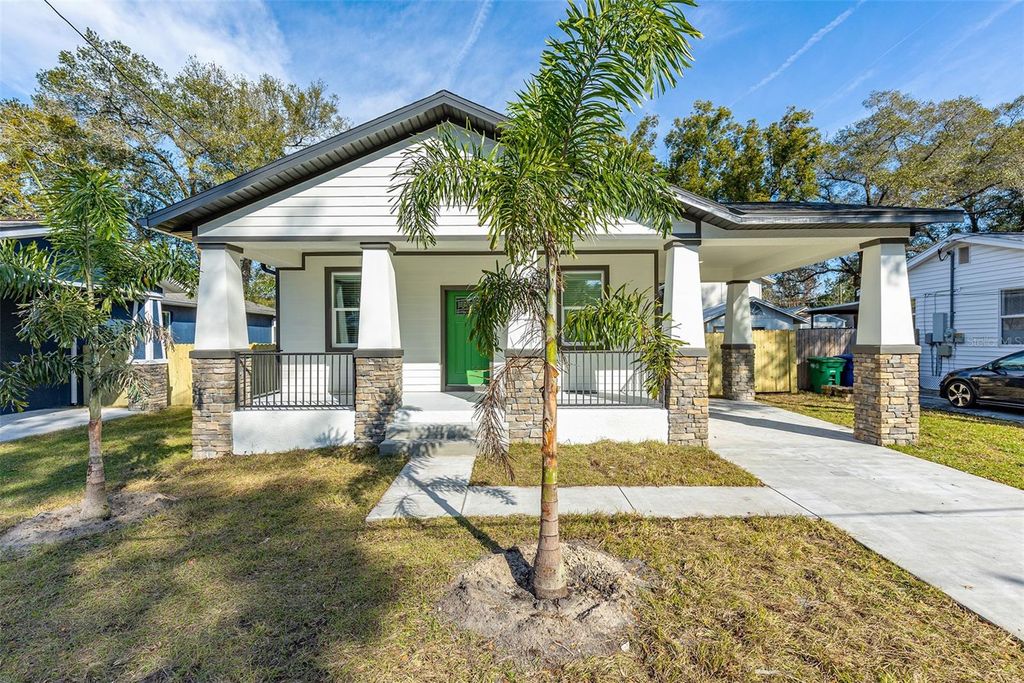 Photo of 113 W Elm Street, Tampa, FL 33604 (MLS # TB8472559)