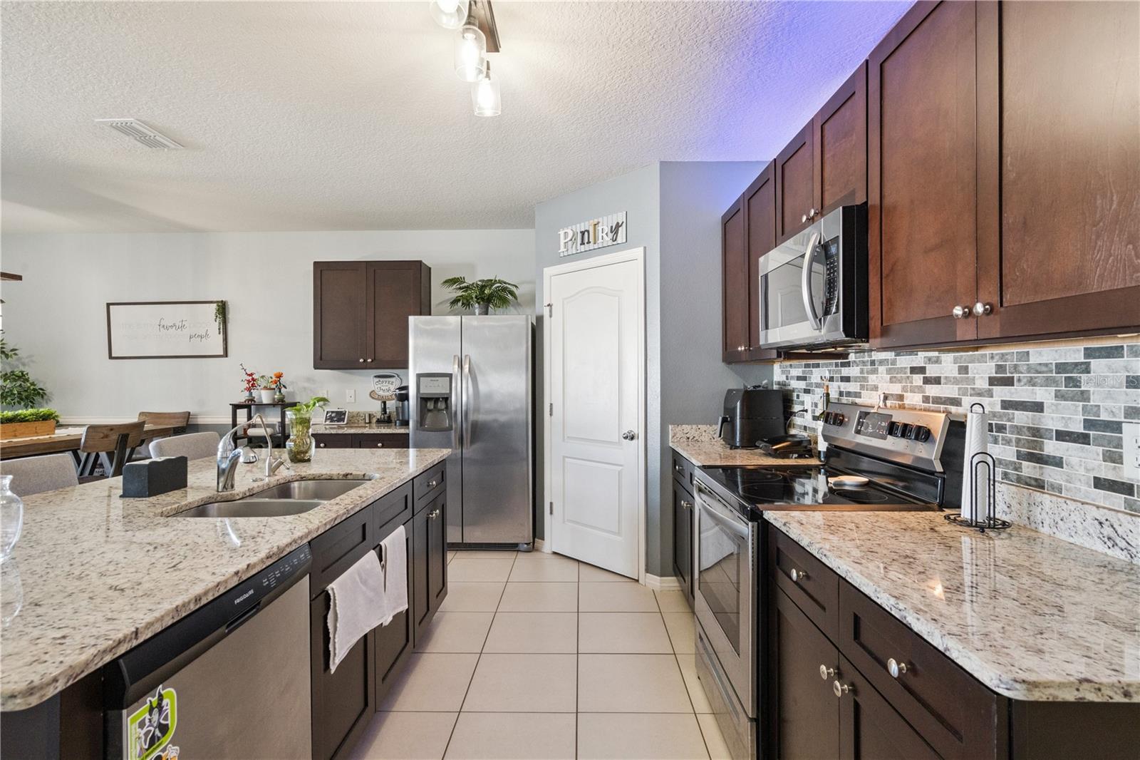 TANGLEWOOD - Residential