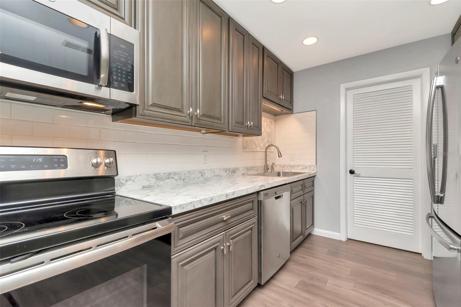 1200 TARPON WOODS BOULEVARD M8