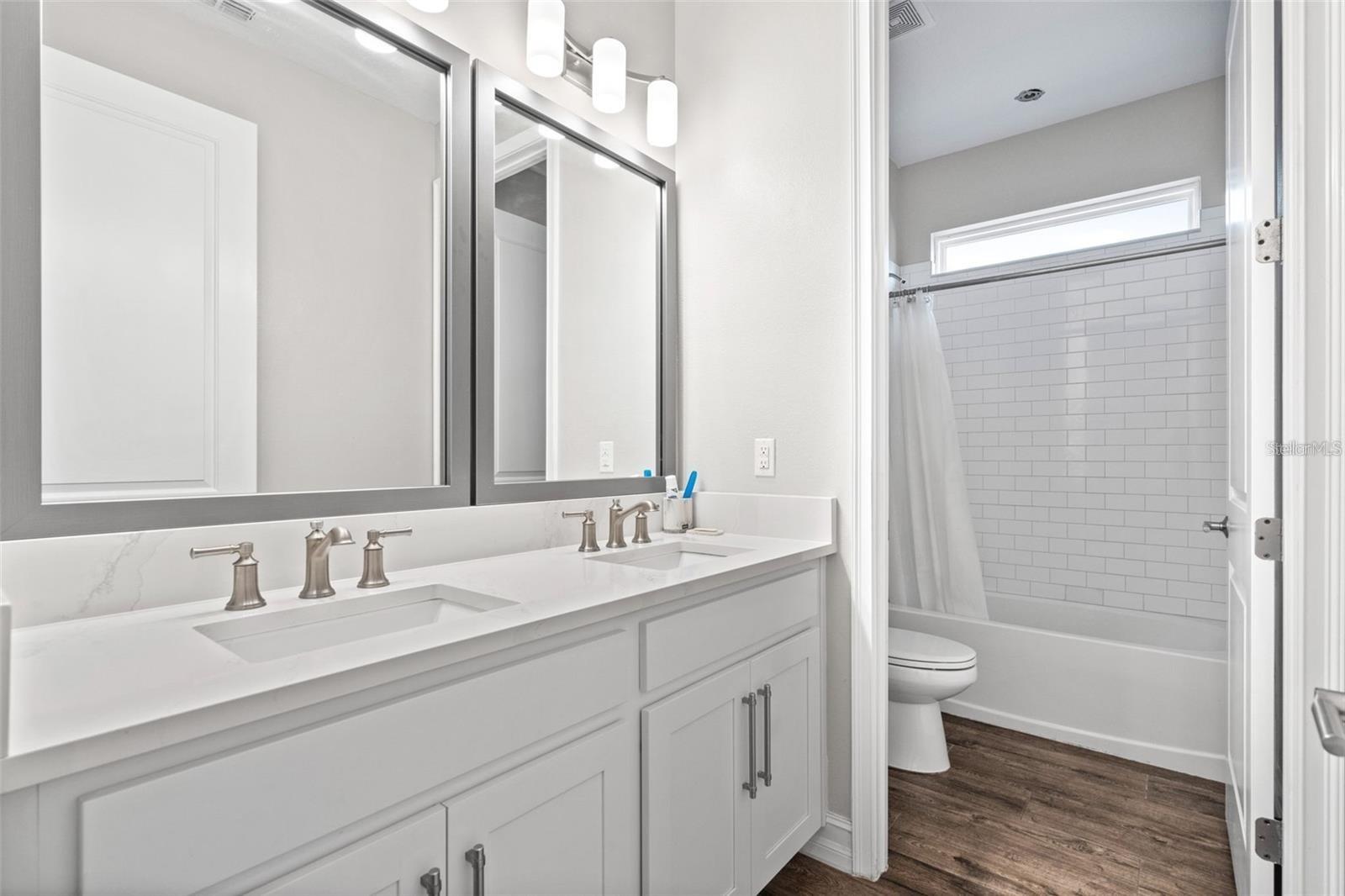 ESTANCIA PH 4 - Residential Lease