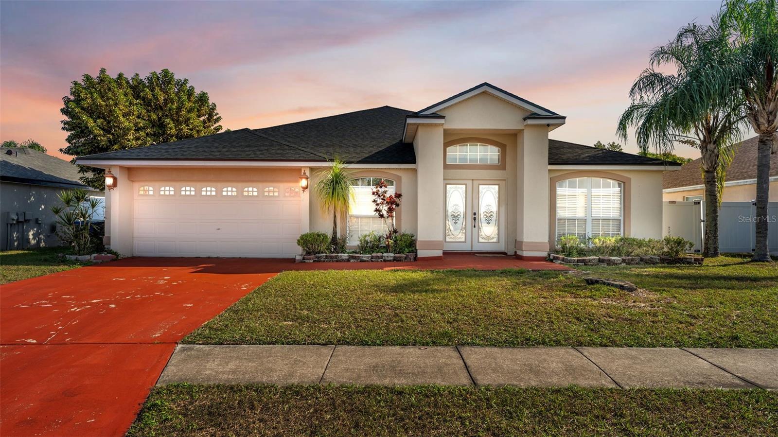 SAVANNA POINTE - Residential