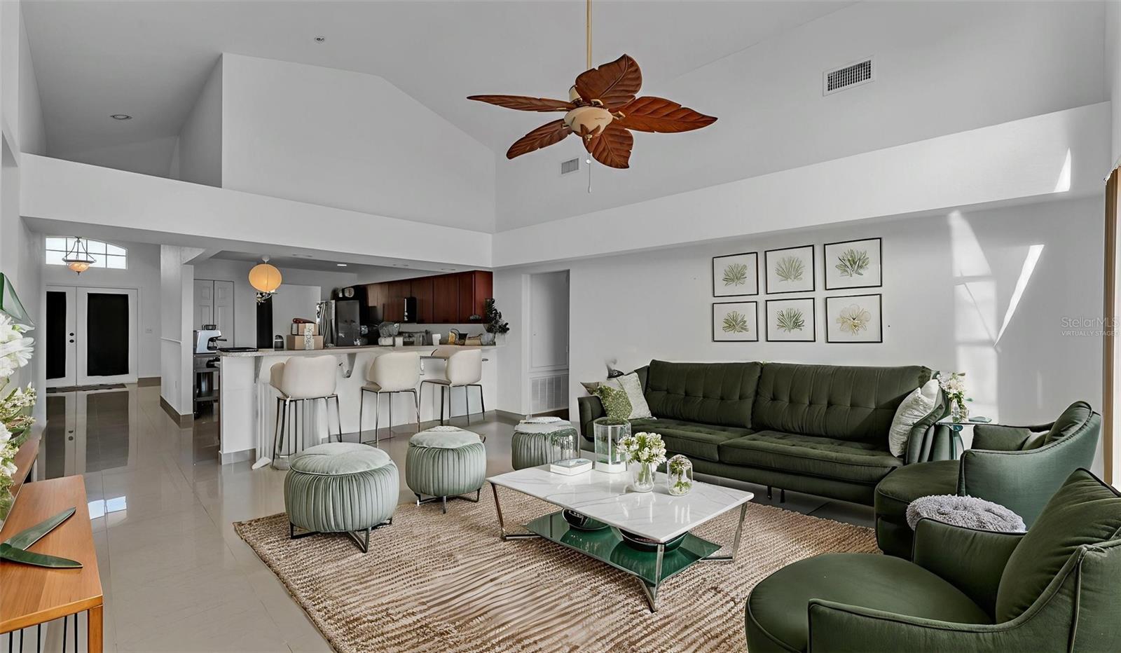 SAVANNA POINTE - Residential