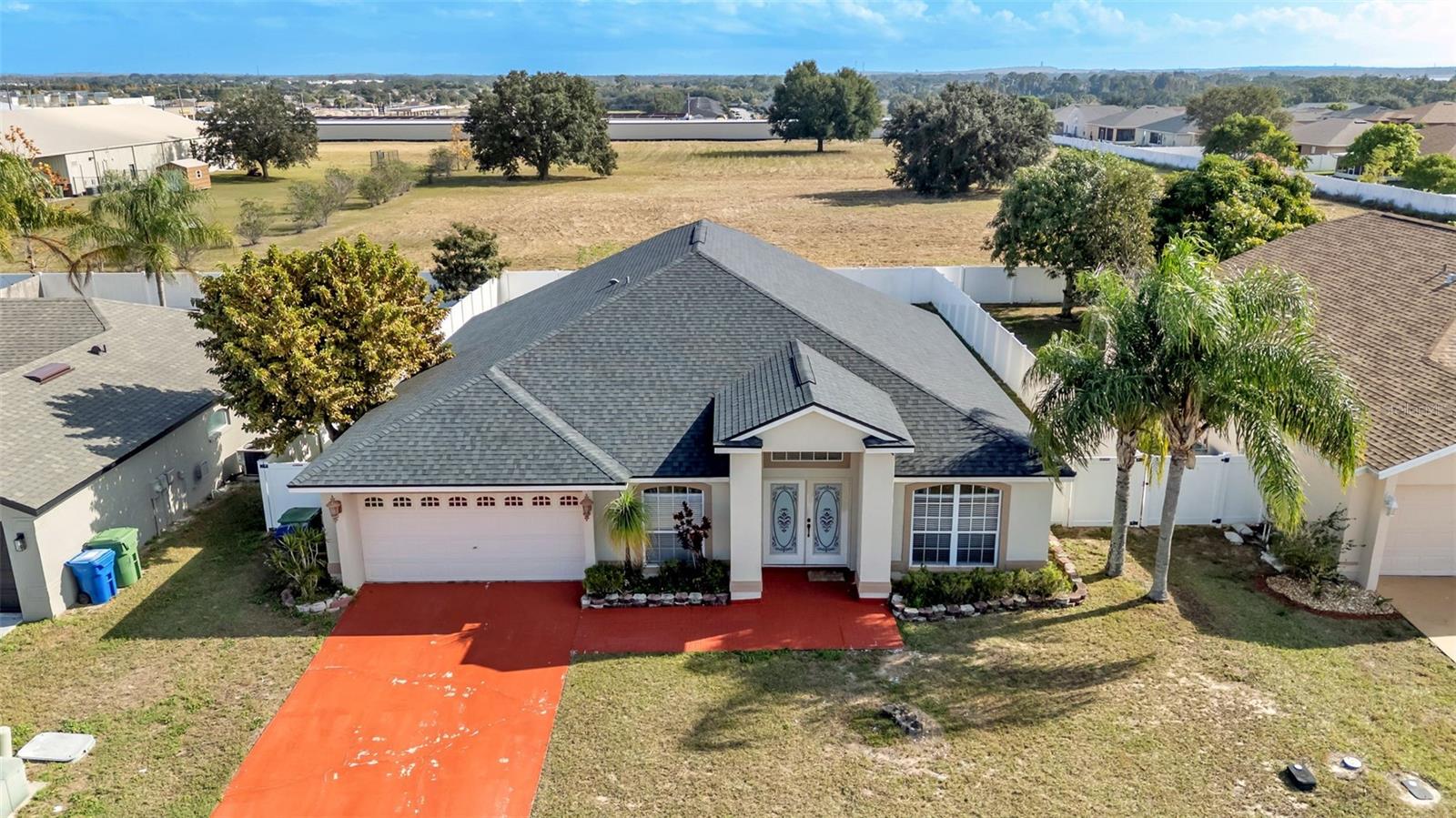 SAVANNA POINTE - Residential