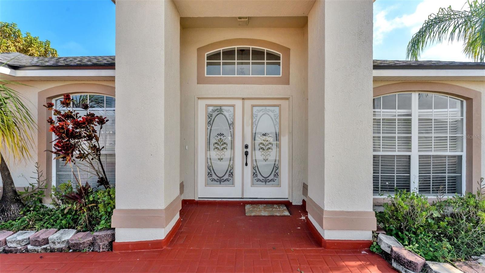 SAVANNA POINTE - Residential