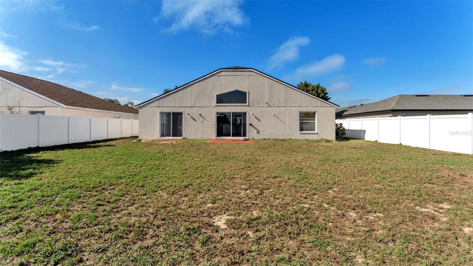 SAVANNA POINTE - Residential