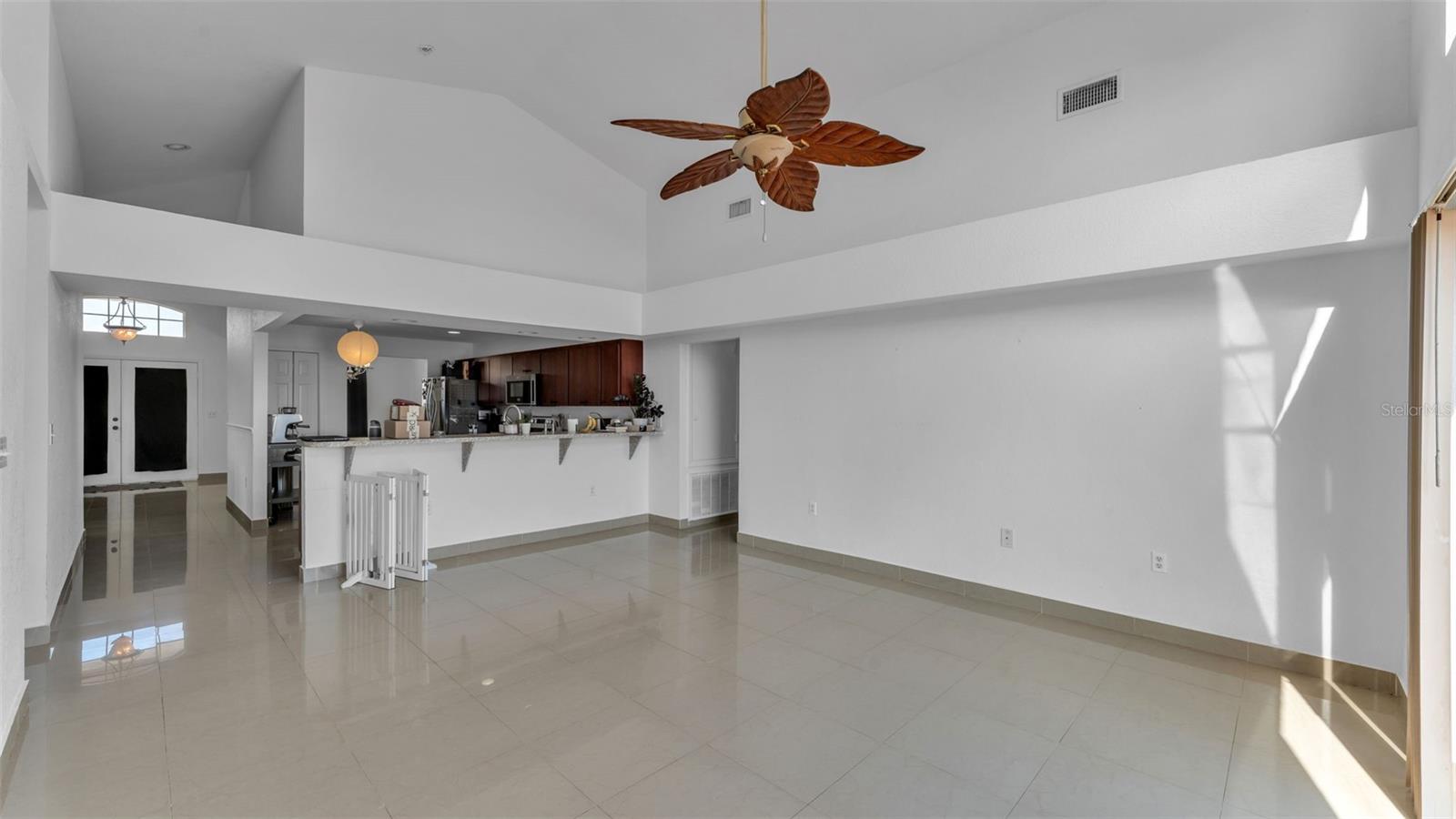 SAVANNA POINTE - Residential