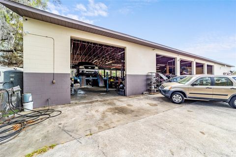 Tiny photo for 3721 NE 44th Street, Ocala, FL 34479 (MLS # OM719651)