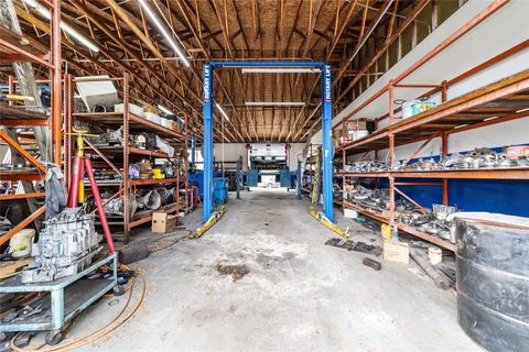 Tiny photo for 3721 NE 44th Street, Ocala, FL 34479 (MLS # OM719651)