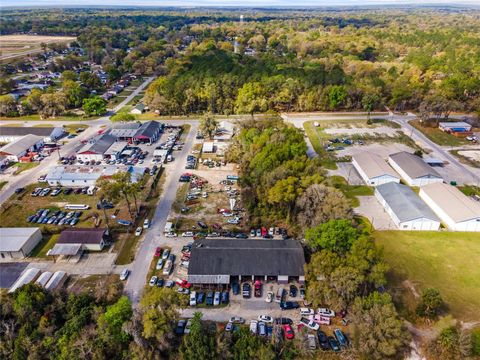 Tiny photo for 3721 NE 44th Street, Ocala, FL 34479 (MLS # OM719651)