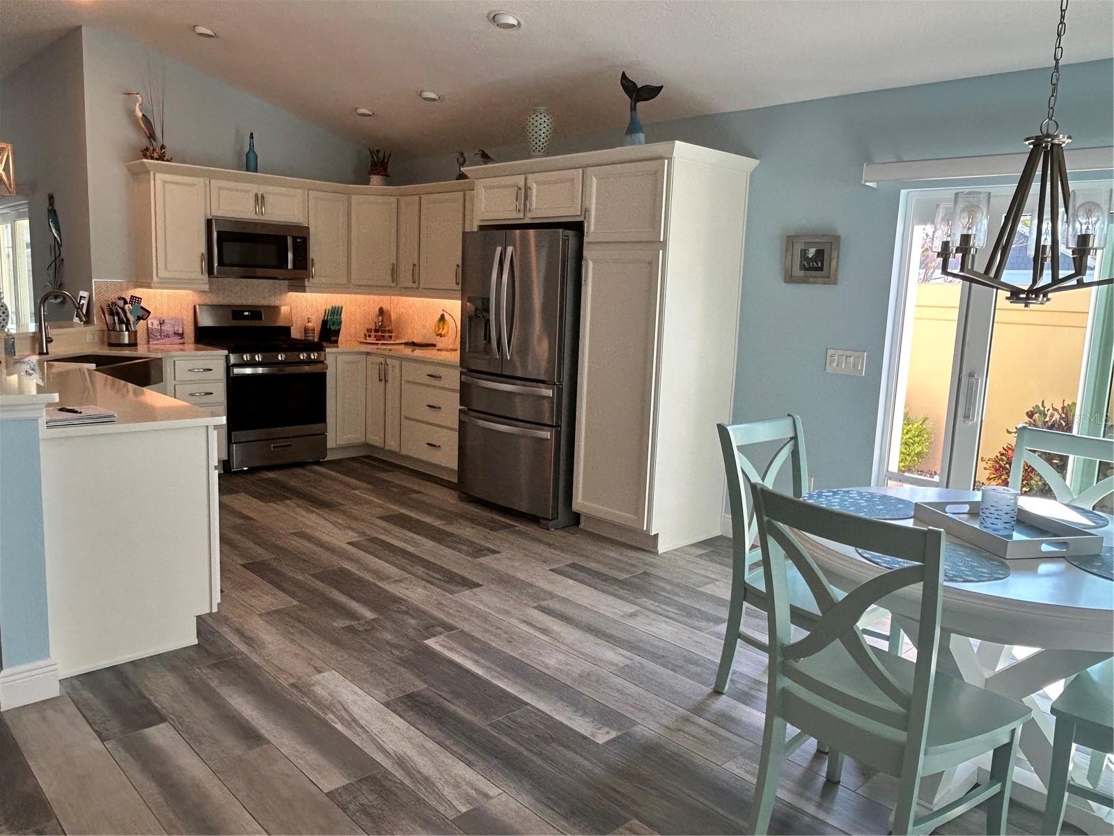 VILLAGE/FENNEY PALMETTO VILLAS - Residential