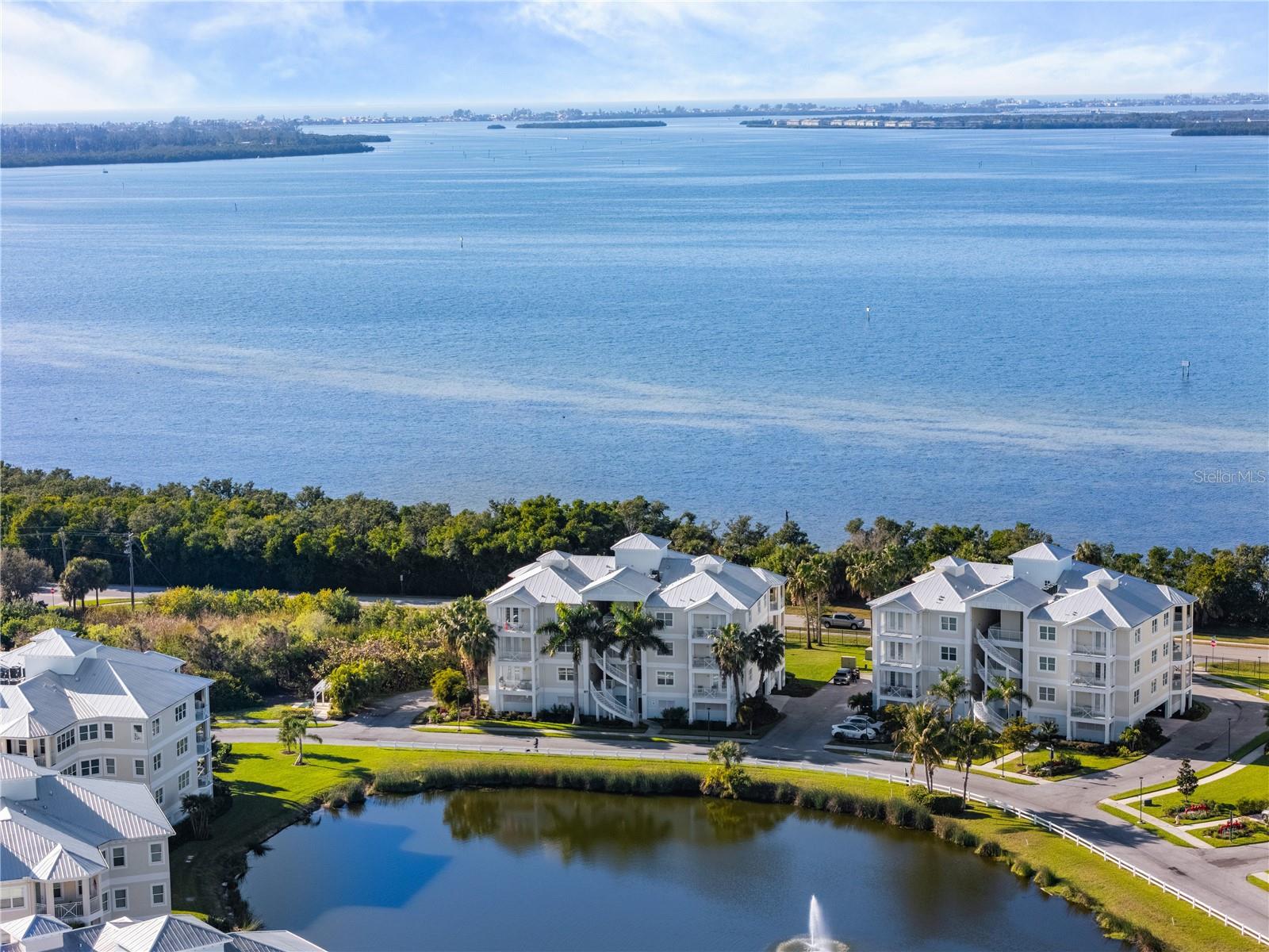 PALMA SOLA BAY CLUB PH 17B - Residential