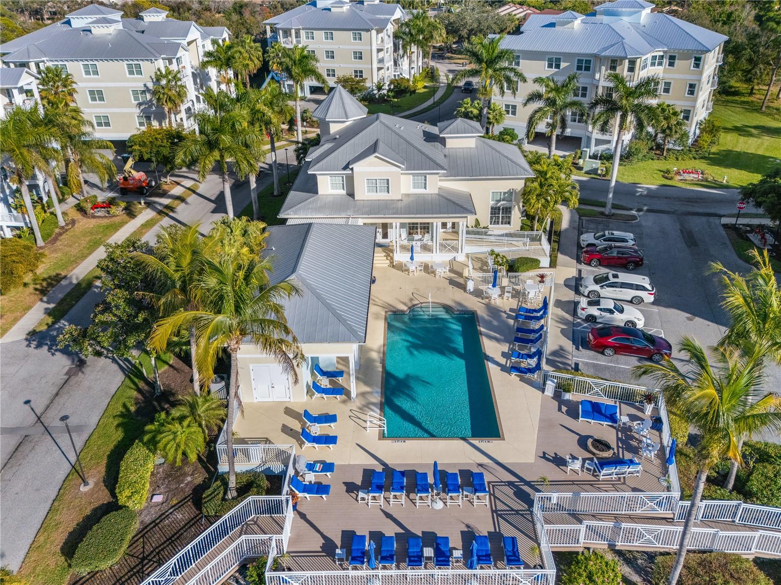 PALMA SOLA BAY CLUB PH 17B - Residential