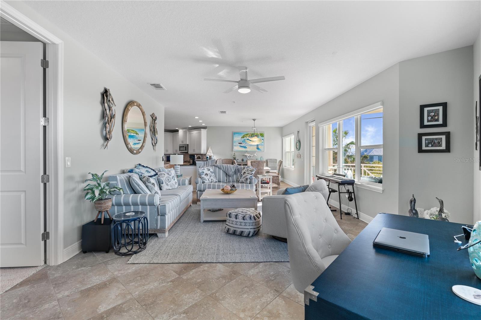 PALMA SOLA BAY CLUB PH 17B - Residential