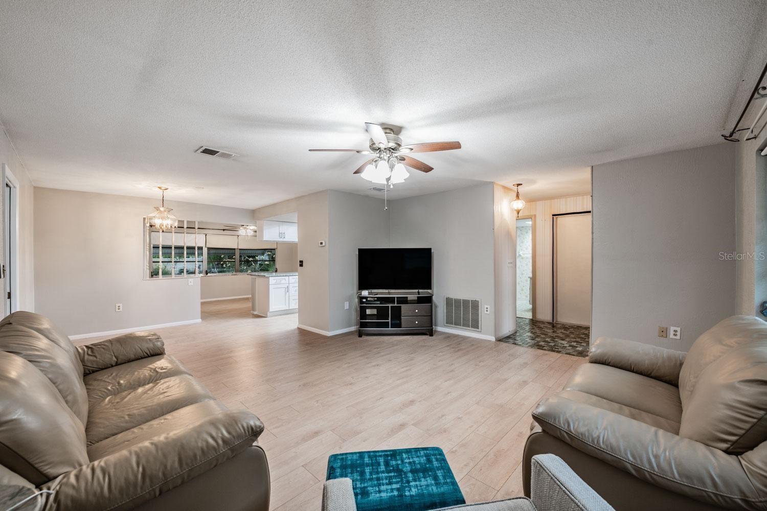 SUNSHINE ESTATES - Residential