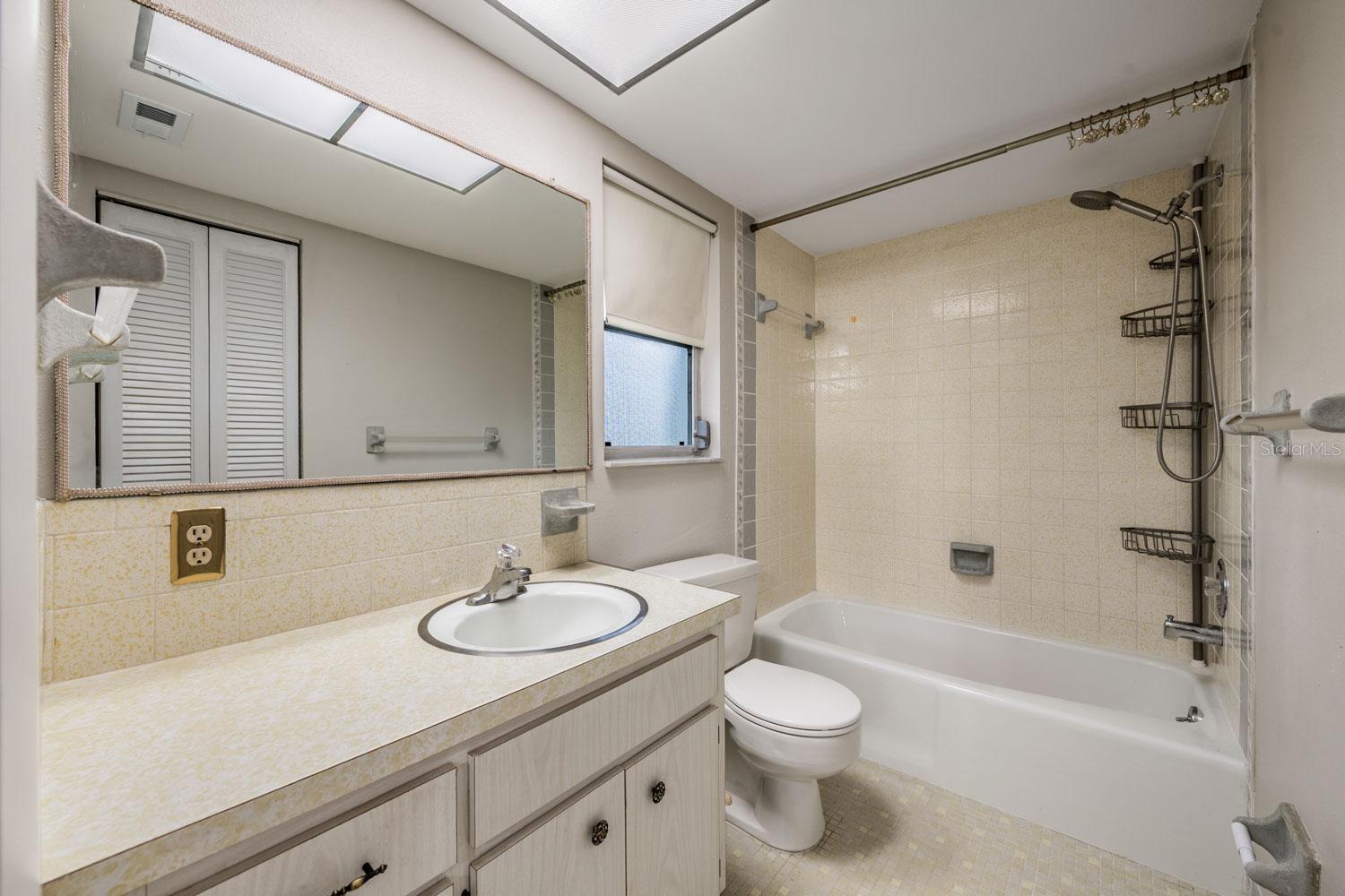 SUNSHINE ESTATES - Residential