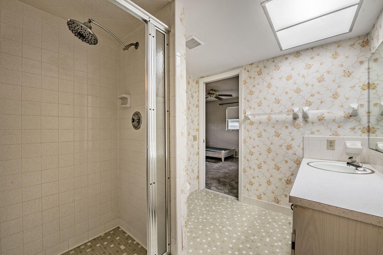SUNSHINE ESTATES - Residential