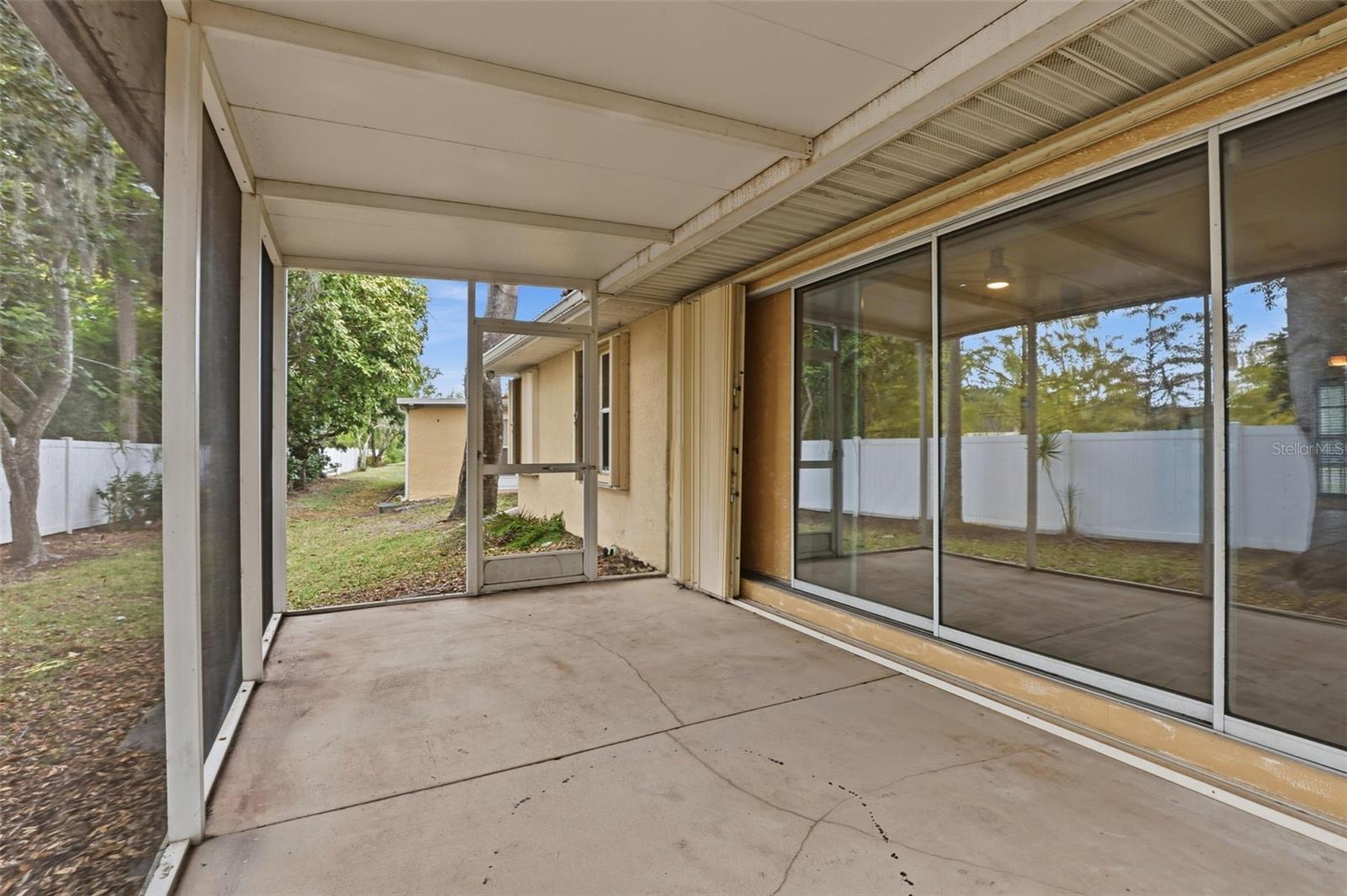 PALMS OF MANASOTA - Residential