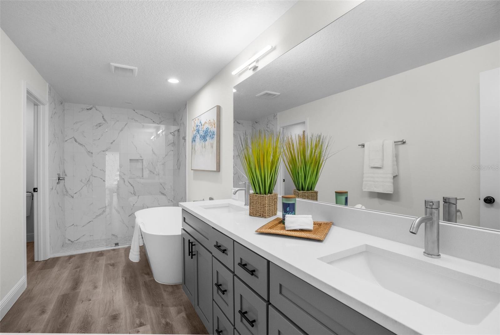 SPRING HILL - Residential