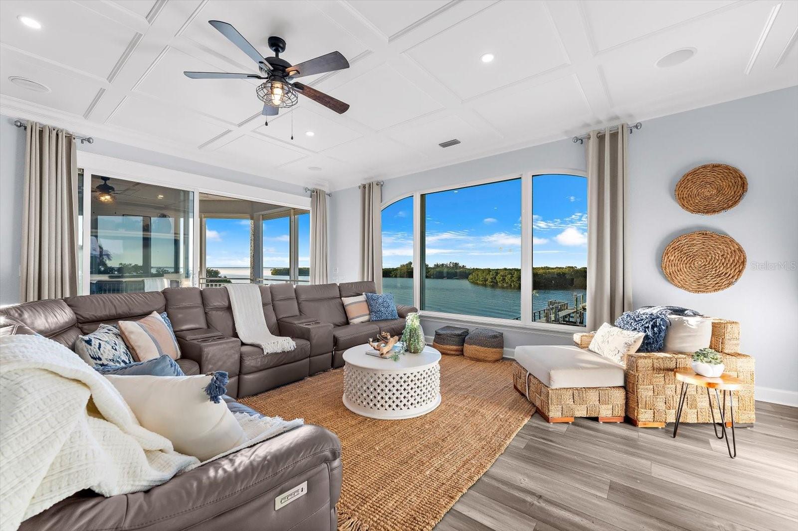 POINTE ALEXIS NORTH PH II - Residential