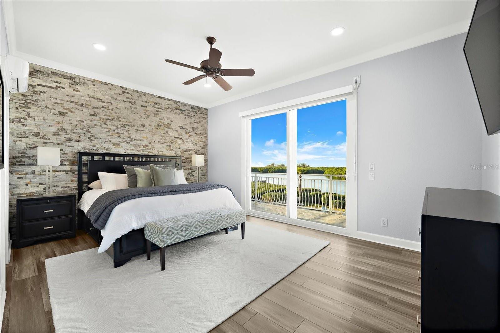 POINTE ALEXIS NORTH PH II - Residential