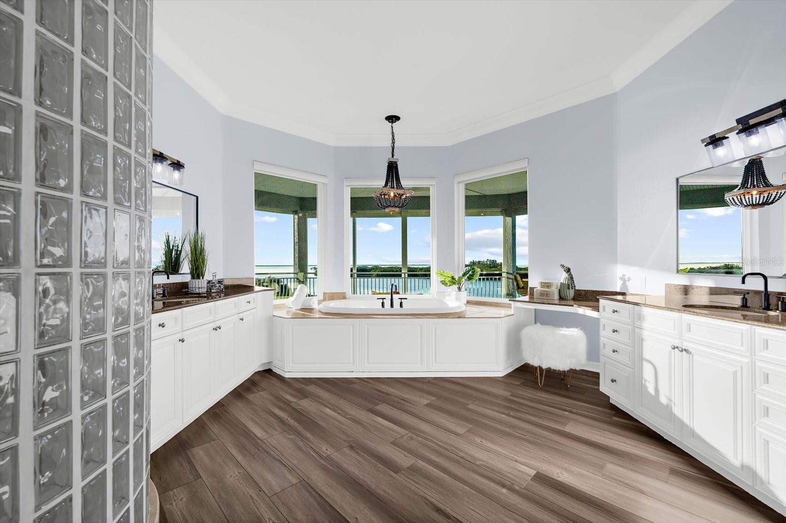 POINTE ALEXIS NORTH PH II - Residential