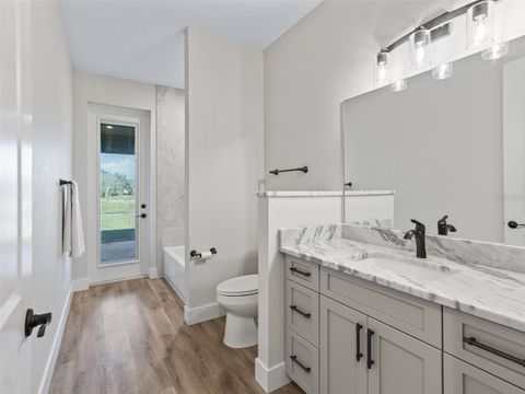 Tiny photo for 562 Dowling Circle, Lady Lake, FL 32159 (MLS # G5104366)