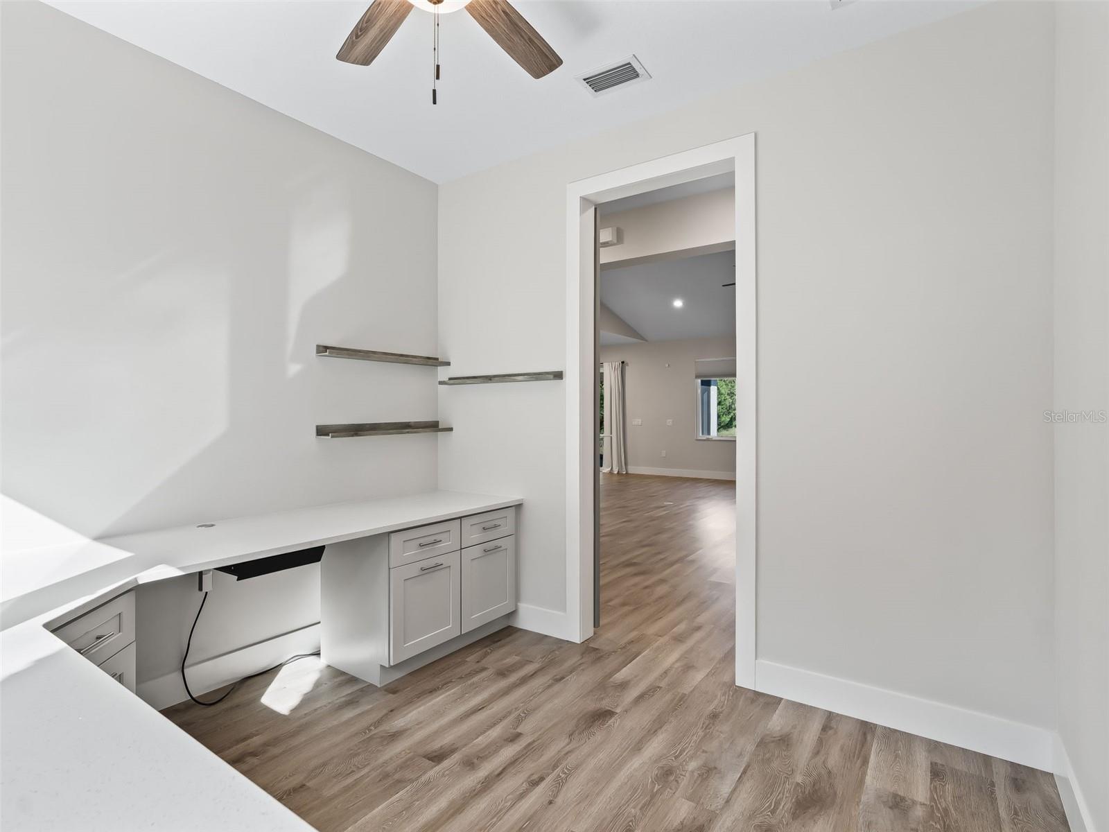 LADY LAKE LAKES PH 02 LT 01 BLK A - Residential