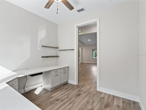 Tiny photo for 562 Dowling Circle, Lady Lake, FL 32159 (MLS # G5104366)